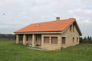 Fachada trasera  :Vivienda-Unifamiliar 