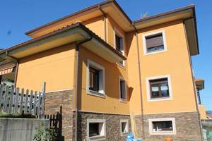 Fachada lateral  :Vivienda-Unifamiliar