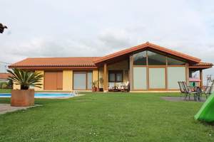 Fachada principal 2 :Vivienda-Unifamiliar