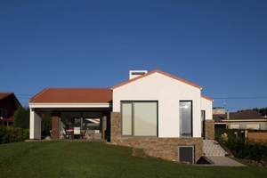 Fachada trasera :Vivienda-Unifamiliar en Las Llascaras