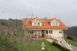 Fachada principal  :Vivienda-Unifamiliar 