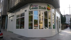 alucobond  alucobond frutas fruteria costa verde vinilos