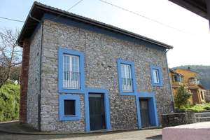 Fachada principal :Restauracion de Casa con Urbanizacion 