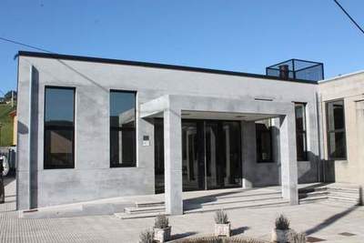 Tanatorio de Pravia: Ampliacion y urbanizacion de aparcamiento T